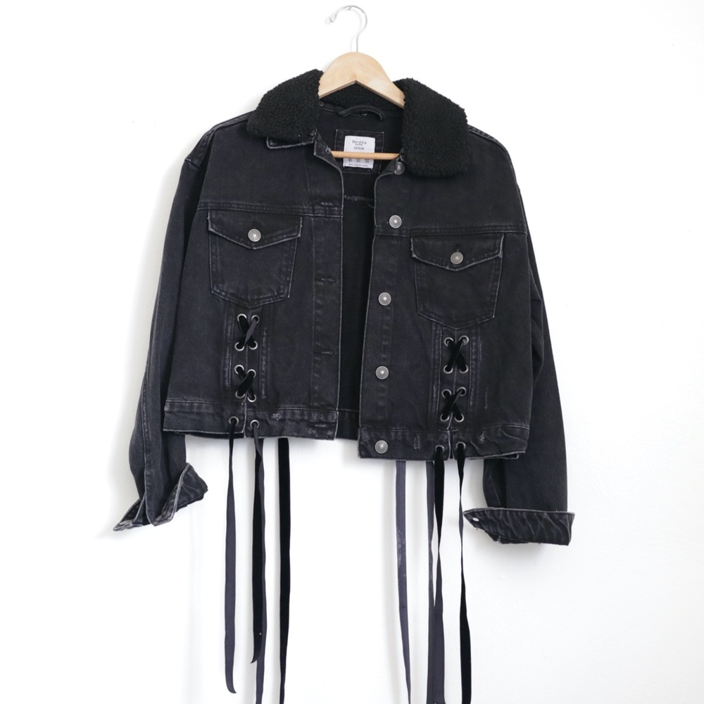 Bershka Cropped Black Denim Jacket